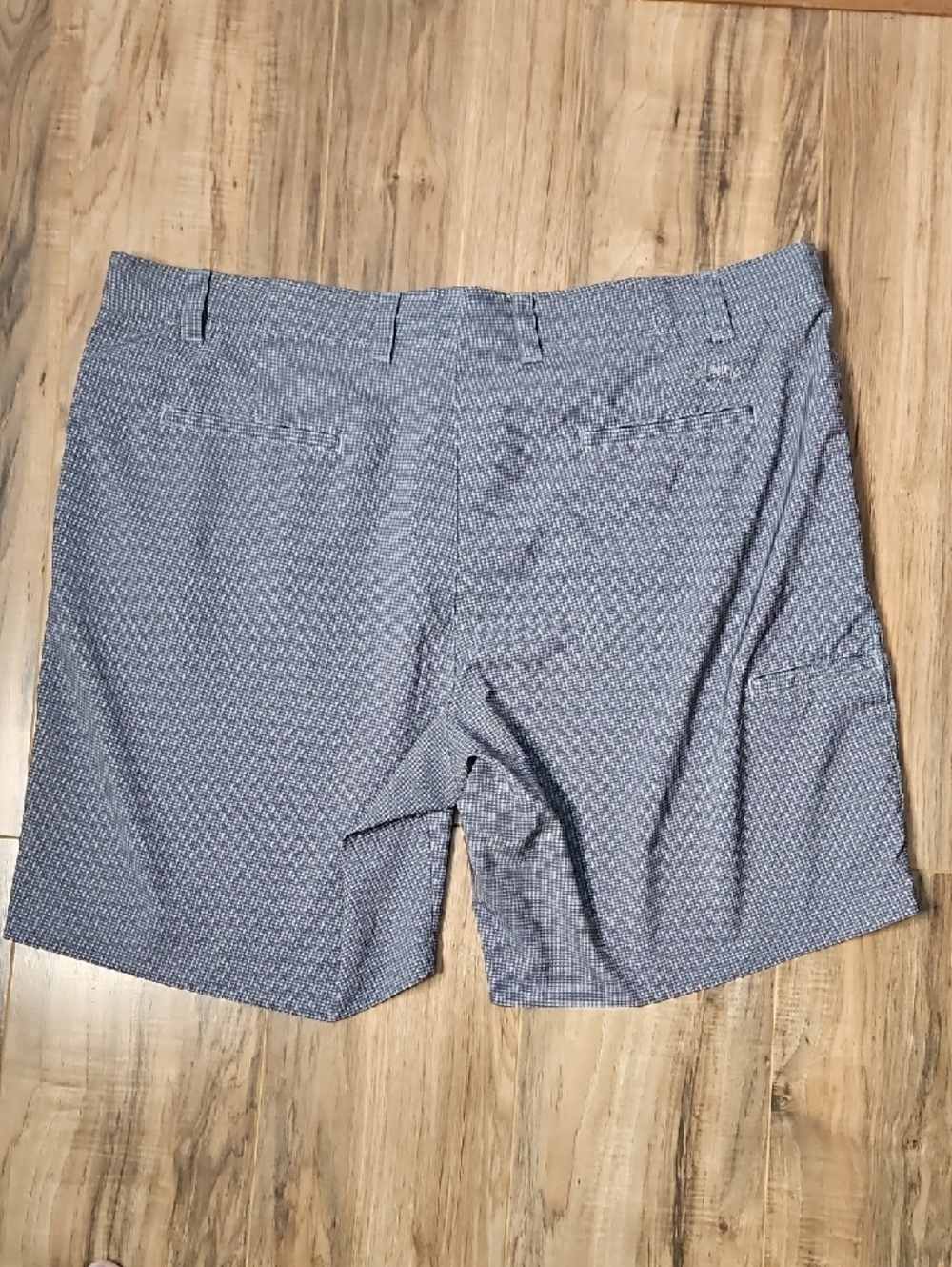 Callaway Men's Charcoal Gray Micro-Check Performance Golf Shorts - Picture 7 of 9